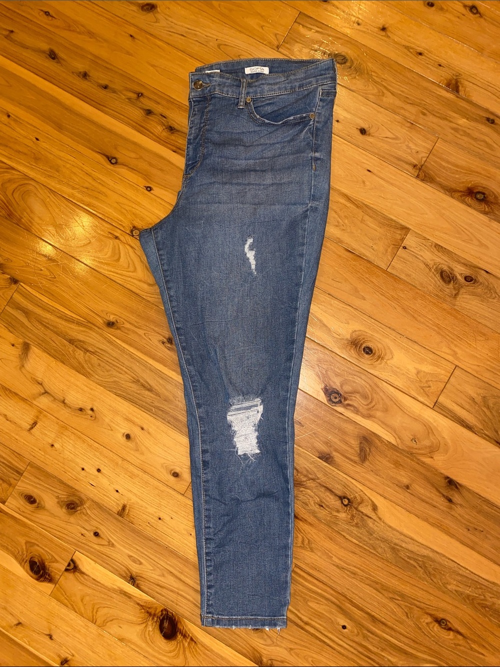 Women's Distressed Mid-Blue Skinny Jeans